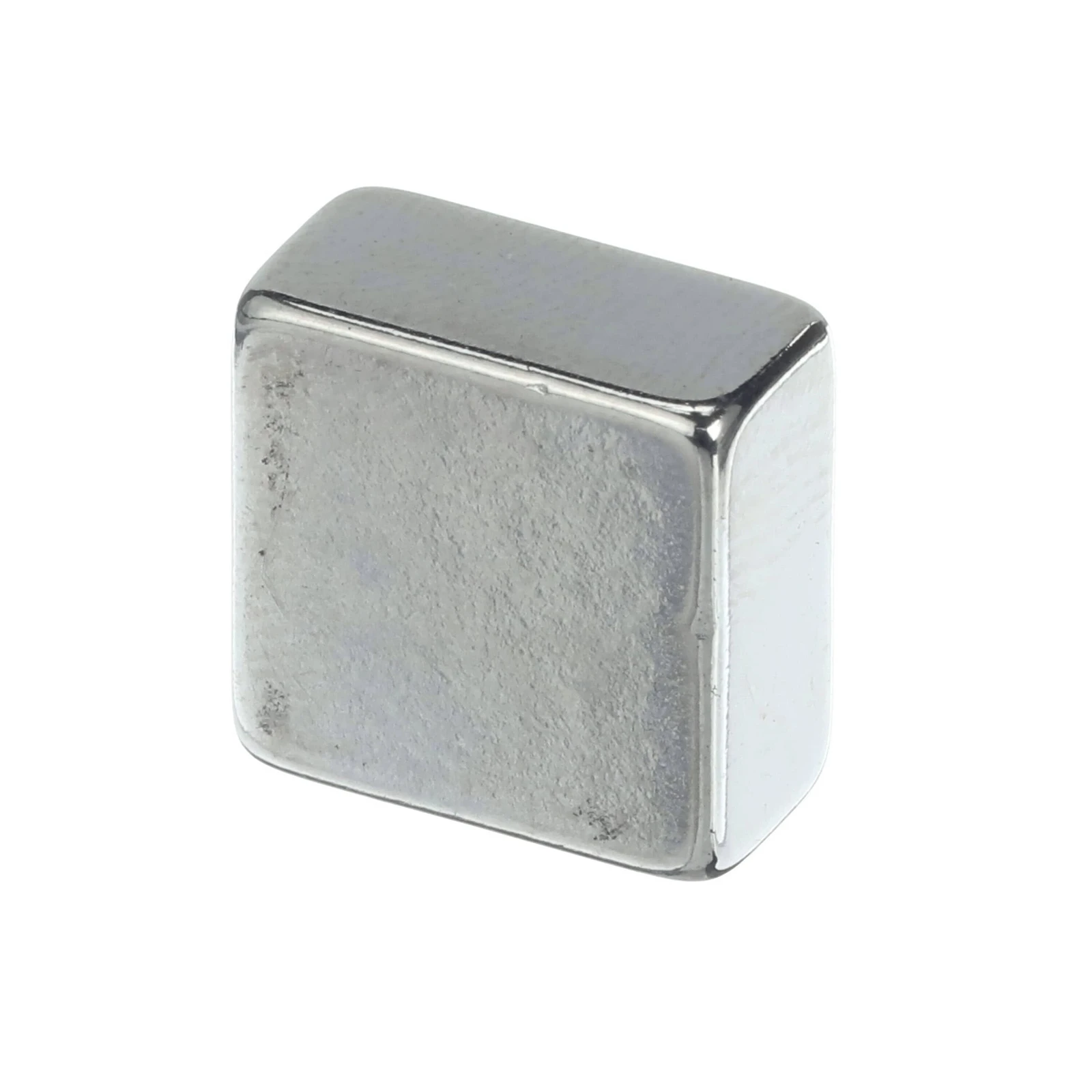Magnet